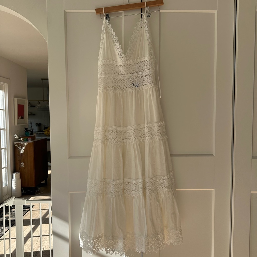 Elegant White Lace Maxi Dress